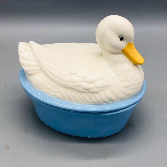 vintage duck dish with lid white light blue white dots 10x9" porcelain READ - Picture 3 of 9